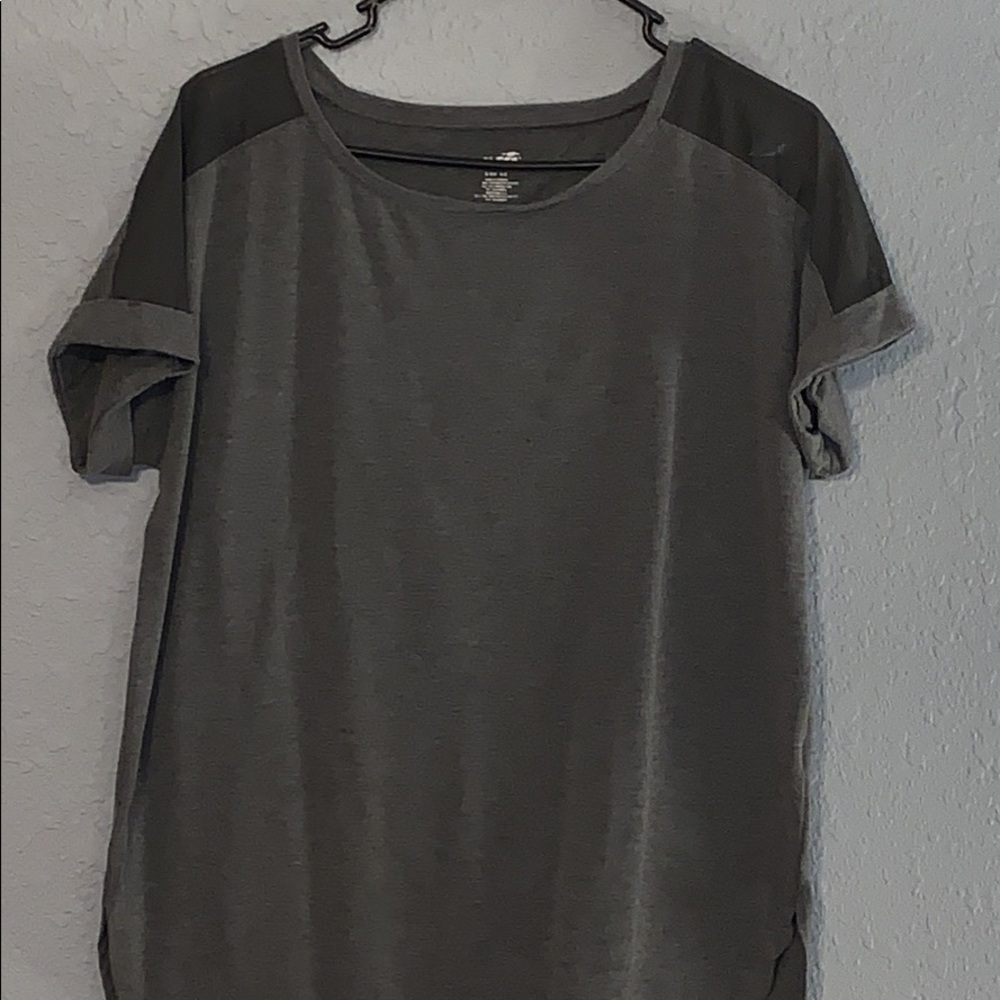 🐙6/$20 Avia Athleisure Tee Grey Small